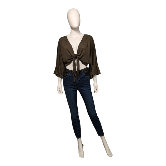 Olivaceous Crop Knot-Front Top Dark Green S - Picture 6 of 9